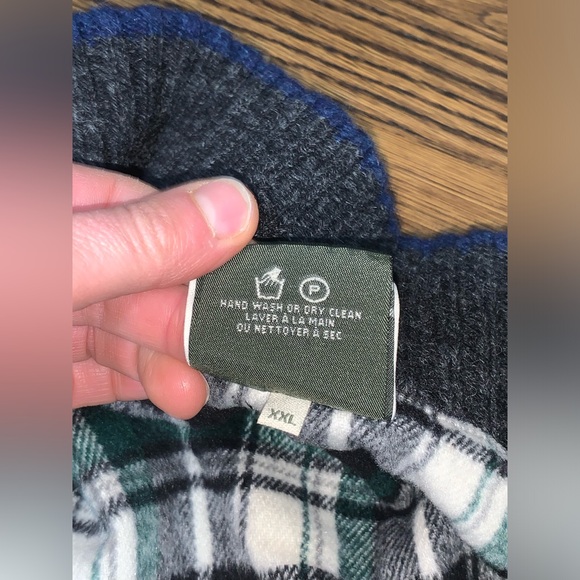 Beautiful & Roomy Carraigdonn Irish Wool Blue Tartan Plaid Sweater Vest XL/XXL - Picture 4 of 7